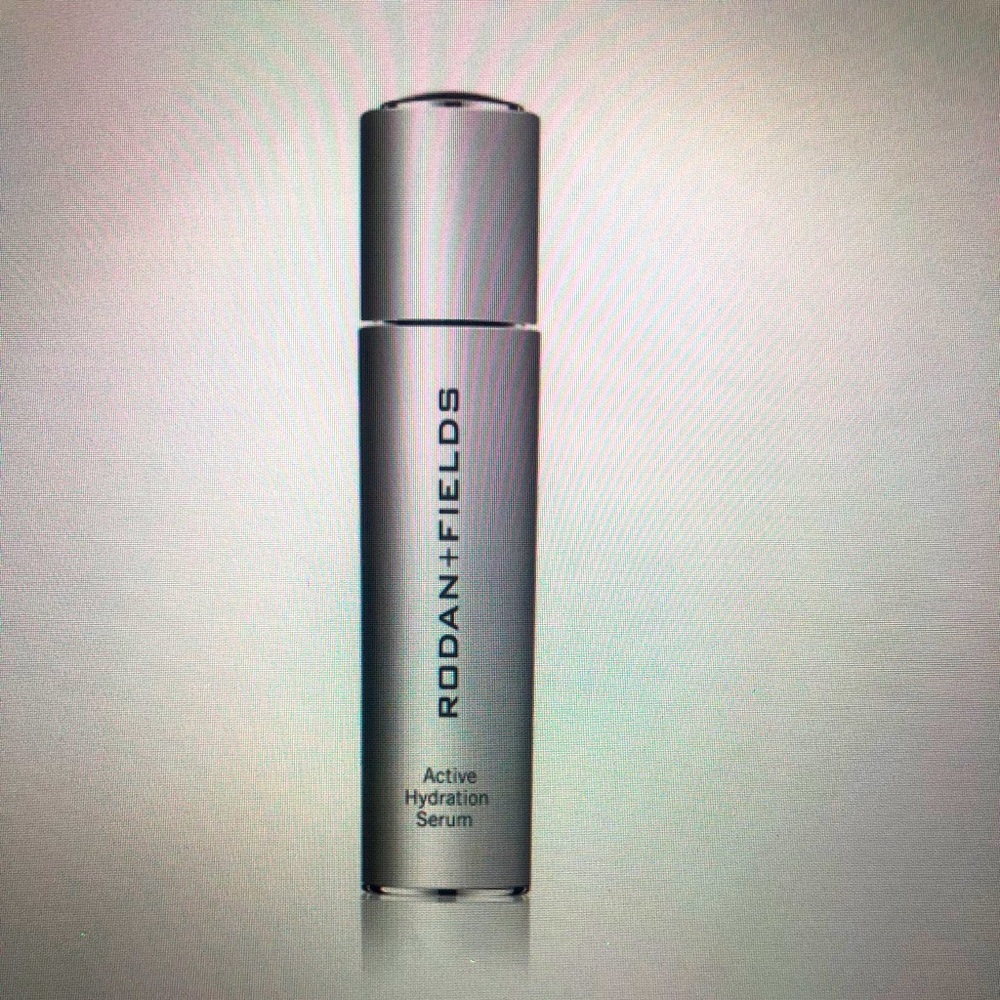 New factory sealed Rodan & Fields hydration serum